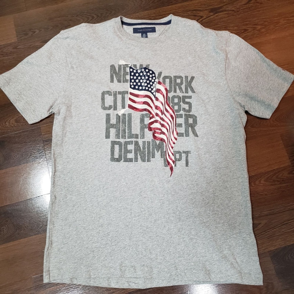 Tommy Hilfiger New York City 1985 T-Shirt Patriotic USA Patriotism Size L